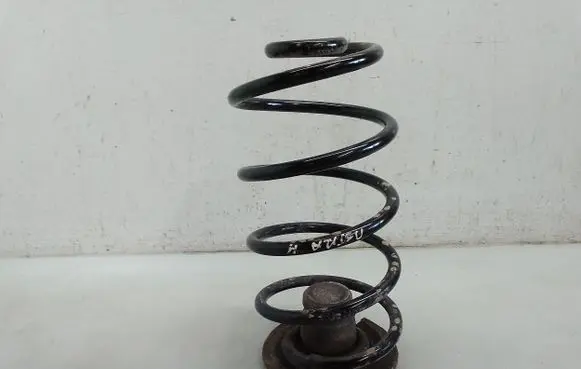 Opel Astra H Rear coil spring