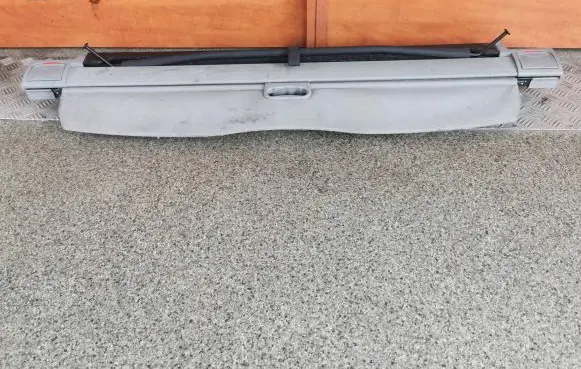 BMW 3 E90 E91 Parcel shelf load cover 7261926