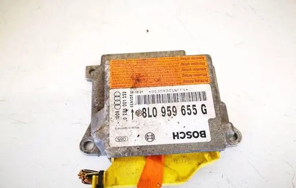 Audi A3 S3 8L Airbag control unit/module 8l0959655g 0285001352