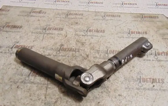 Toyota Avensis T270 Steering column universal joint B1120526