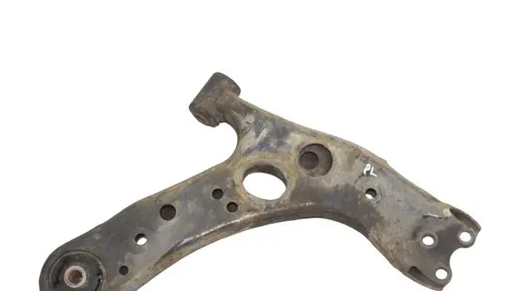 Lexus CT 200H Front lower control arm/wishbone