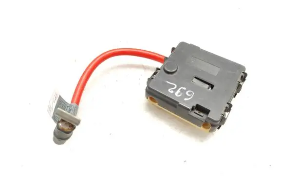 BMW Z4 E85 E86 Positive cable (battery) 8387547 6916776 6934229