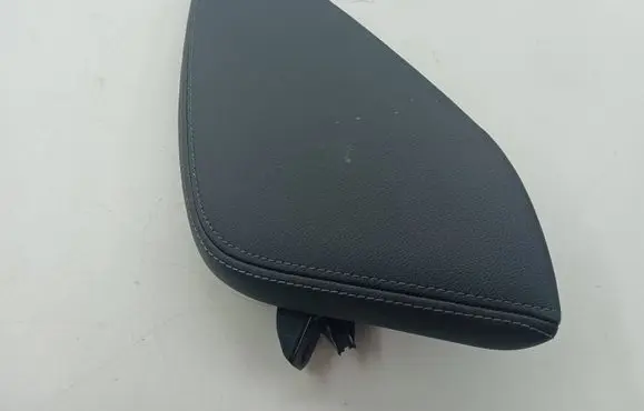Nissan Qashqai Centre console side trim front ASM96992