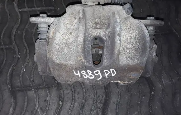 Land Rover Discovery 3 - LR3 Front brake caliper NOCODE