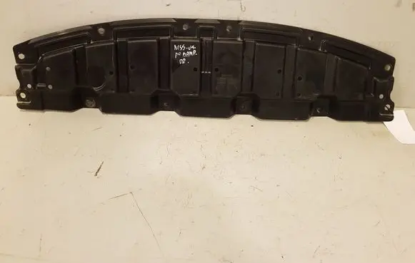 Nissan Rogue Front bumper skid plate/under tray 758926RR0A