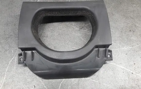 Mercedes-Benz E W210 Steering wheel column trim 2104600095