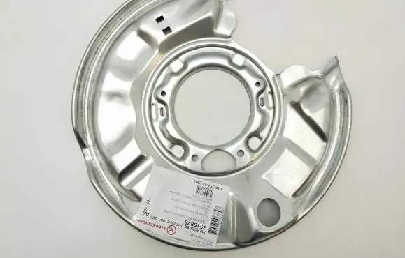 Mercedes-Benz SLK R171 Rear brake disc plate dust cover 3515878 A2034230220 2034230220