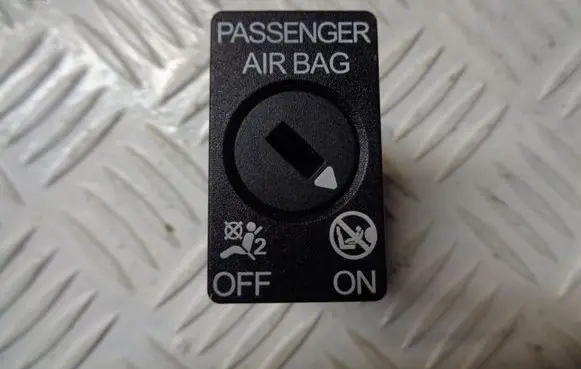 Skoda Rapid (NH) Passenger airbag on/off switch 5C5919237