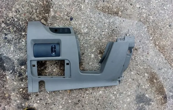 Renault Kangoo II Dashboard lower bottom trim panel 681064030R RENAULT-KANGOO-II