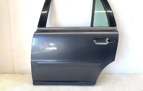 Volvo XC90 Rear door