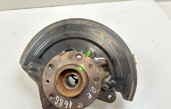 Renault Kangoo II Front wheel hub