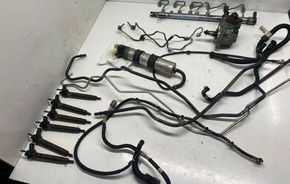 BMW X5 E70 Fuel injection system set 0445010623
