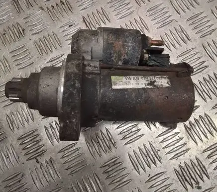 Volkswagen PASSAT B6 Starter motor 02M911023M
