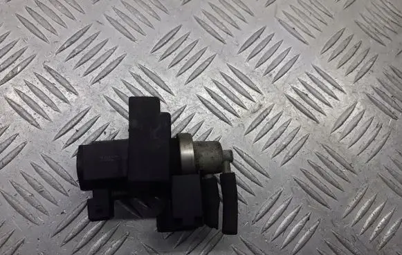 KIA Ceed Vacuum valve 39450-2A600