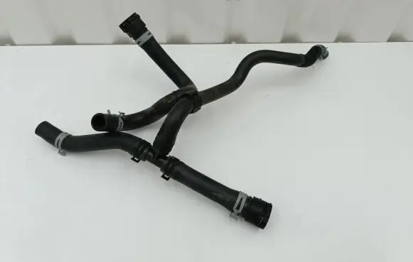 Chevrolet Camaro Coolant pipe/hose 84566995