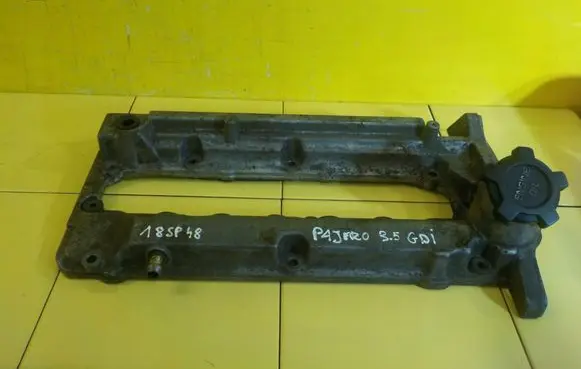 Mitsubishi Pajero Rocker cam cover ZAWOROW 18SP48