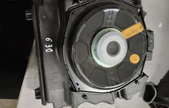 BMW 5 GT F07 Subwoofer speaker 9164585 2820010