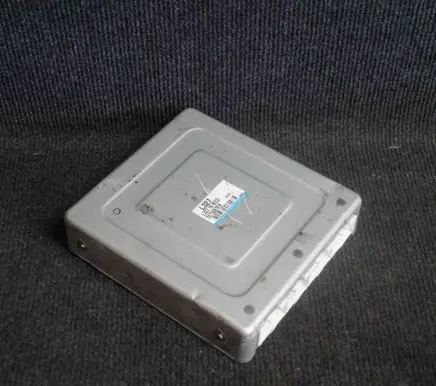 Mazda 6 Engine control unit/module E6T50676H
