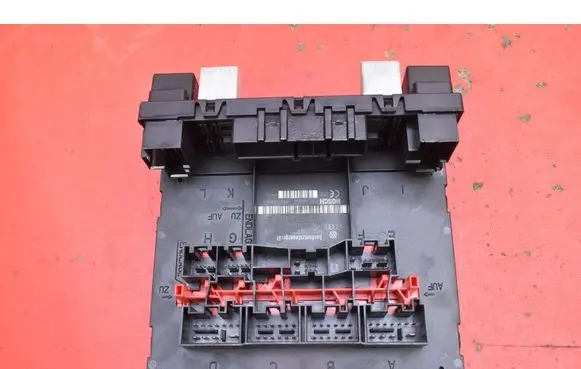 Volkswagen PASSAT CC Comfort/convenience module 3C8937049E