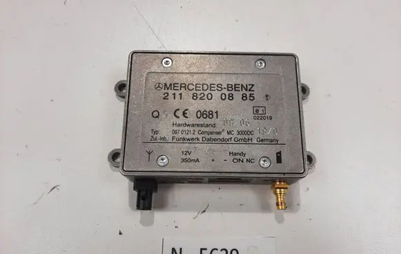 Mercedes-Benz E W211 Bluetooth control unit module 2118200885