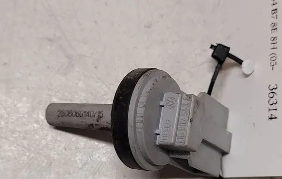 Audi A4 S4 B7 8E 8H Interior temperature sensor 1J0907543