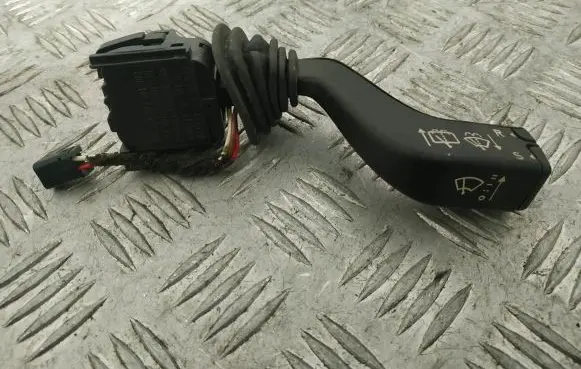 Opel Vectra B Wiper speed switch 090243395
