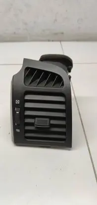 Chevrolet Captiva Dash center air vent grill ADX63