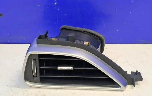 Dashboard air vent grill cover trim