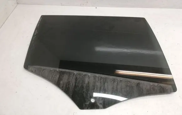 Volvo V60 Rear door window glass 43R001090