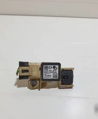 Opel Zafira B Airbag deployment crash/impact sensor 343149712 13251078 EA011836038