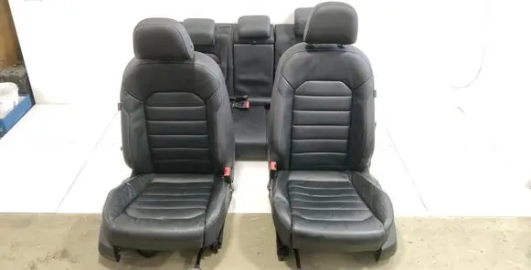 Volkswagen Golf VII Seat set 