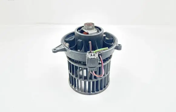Ford Fusion Heater fan/blower 1736005402