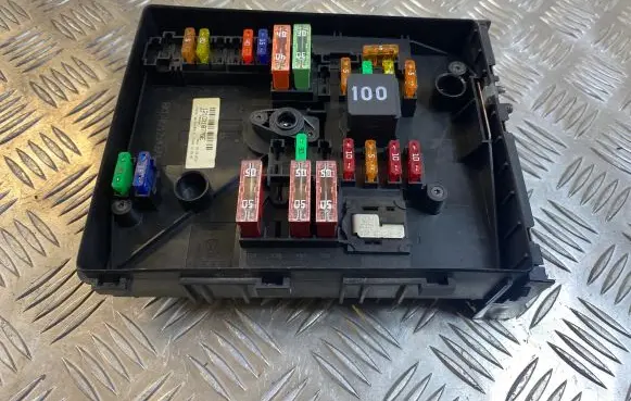 Skoda Octavia Mk2 (1Z) Fuse box set 1K0937125D 017183073
