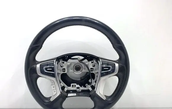 Mitsubishi Outlander Steering wheel