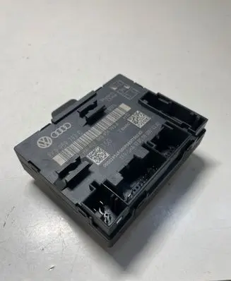 Audi A4 S4 B8 8K Door control unit/module 8K0959793A 8K0959793C