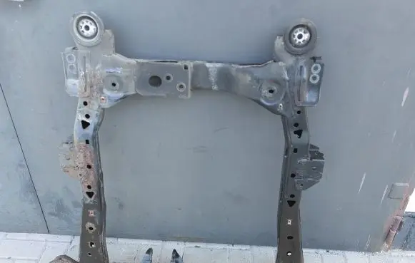 Opel Insignia A Front subframe