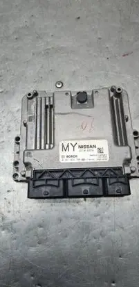 Nissan X-Trail T32 Engine control unit/module 237104BD9E 0281034388