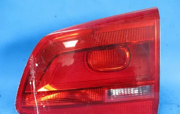 Volkswagen Touran II Tailgate rear/tail lights 1T0945094 2TZ01046902