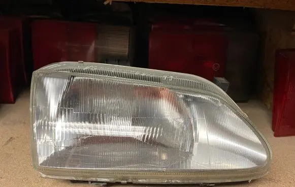 Renault Megane I Headlight/headlamp