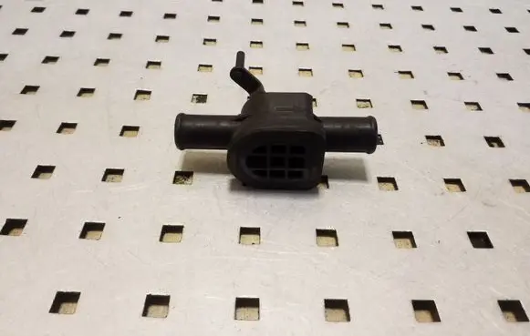 Honda CR-V Engine coolant pipe/hose