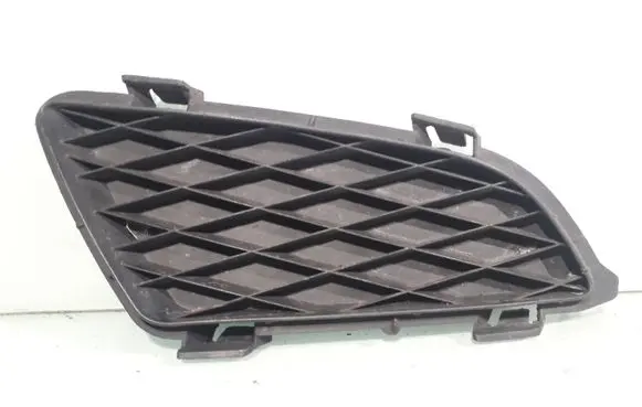 Mazda 6 Front bumper lower grill GJ6A50C11