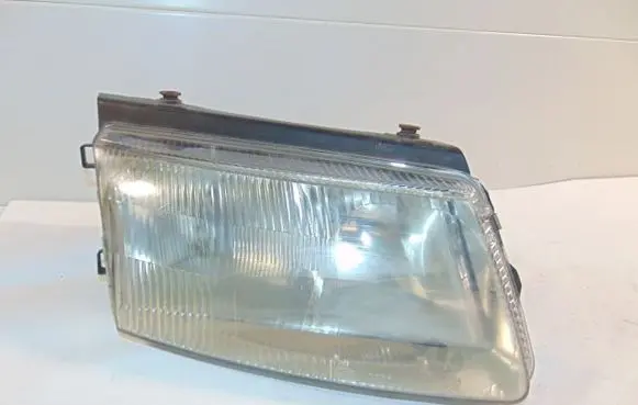 Volkswagen PASSAT B5 Headlight/headlamp 3B0941018K