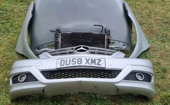 Mercedes-Benz B W247 Front piece kit 