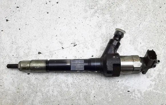 Mazda 3 II Fuel injector R2AA13H50