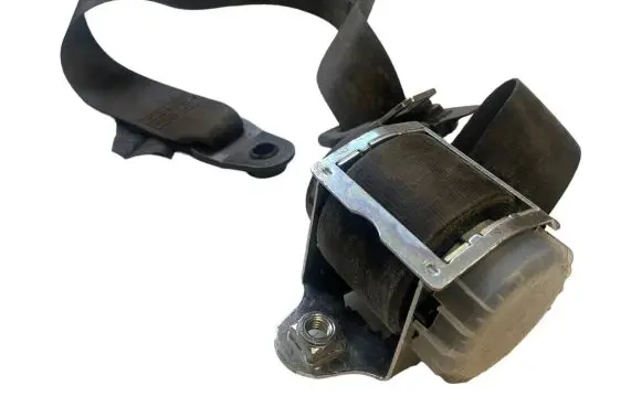 Land Rover Discovery 3 - LR3 Front seatbelt EVB500960PMA 040779
