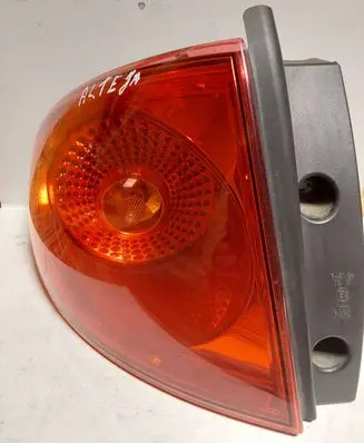 Seat Altea Rear/tail lights 5P0945095D 5P0945111