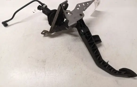 Clutch pedal