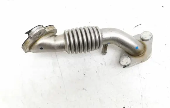 Mazda CX-30 EGR valve line/pipe/hose