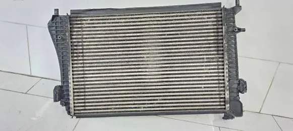 Volkswagen Golf V Intercooler radiator 1K0145803Q 0091493 N7085002