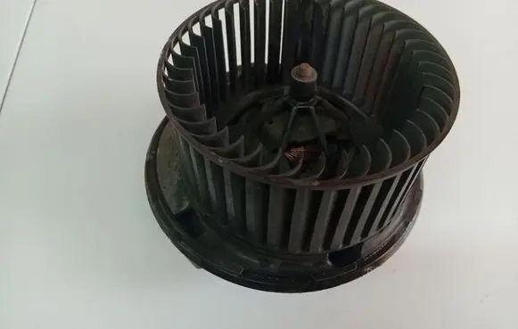 Audi A3 S3 8P Heater fan/blower F983228M